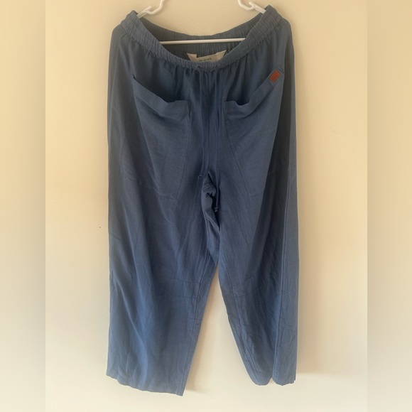 New Peace Love World Boheme Linen Blend Liz Ankle Pants Chambray size Small - Picture 2 of 9